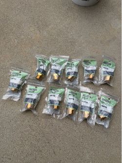 Everbilt 3/4 in. MHT x 3/4 MIP or 1/2 in. FIP Brass Multi Adapter Fitting (lot of 11)