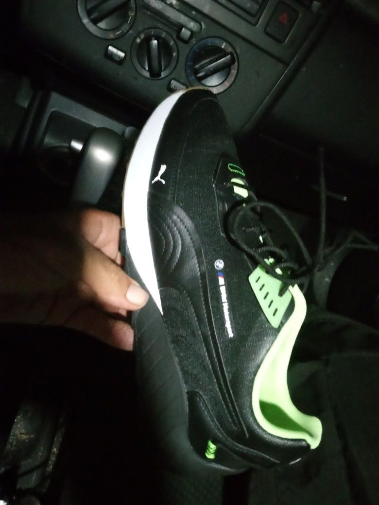 Shoes Pumas Size 10.5