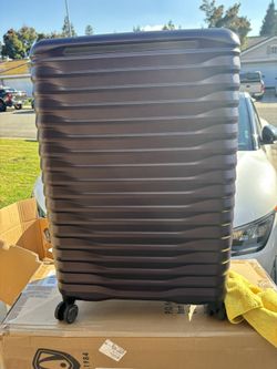 Samsonite XL Plum Luggage Set “New”