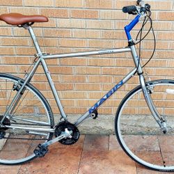 Marin Larkspur Hybrid Urban Commuter Bike