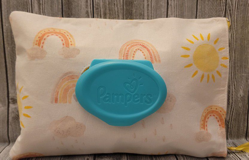 Rainbows & Sun's Pampers Wipes Cover 