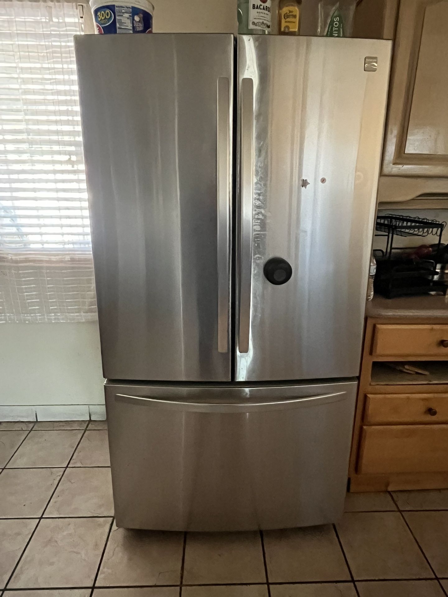 Refrigerator
