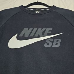 Nike sb sweater