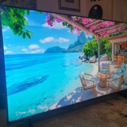 55" Hisiense Google Android Smart Tv 4k Great Condition Like New Less Than 5 Months.  Great Quality Pic No Scratch 