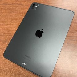MINT 11-inch LATEST 5th Gen iPad Pro M4 WiFi 256GB WITH APPLE PENCIL Space Black