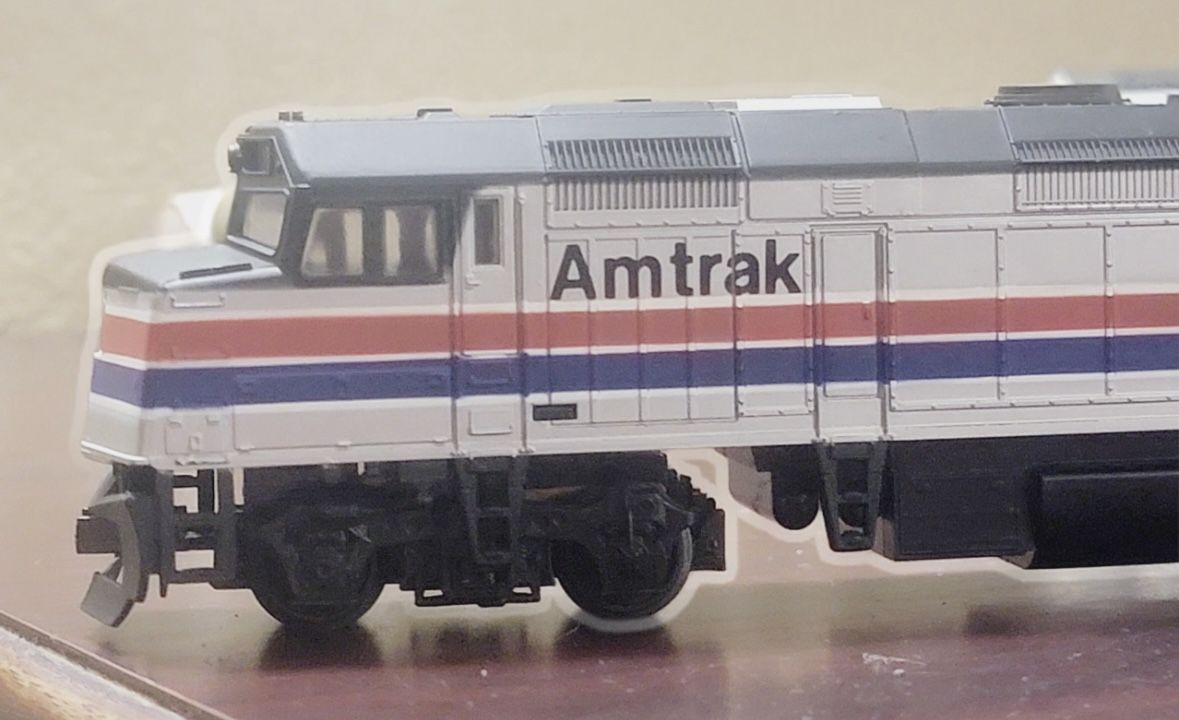 Replica Amtrak Train O Scale, Works And Runs On A Real Track