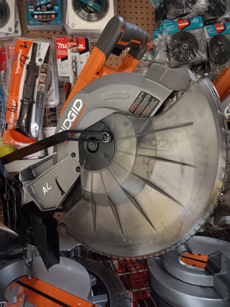 Ridgid 15 Amp Corded 12 in. Dual Bevel Sliding Miter Saw with 70° Miter Capacity and LED Cut Line Indicator