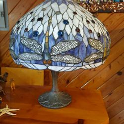 Tiffany style Dragonfly Waterfall Table Lamp