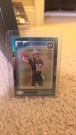 Panini 2024 Donruss Optic Rated Rookie Drake Maye #229 Green Hyper Prizm RC