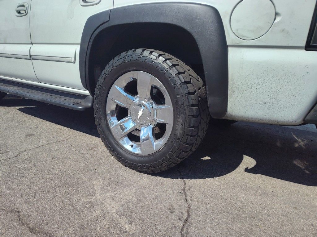 Trade CHEVY 6 lugs OEM. for Other