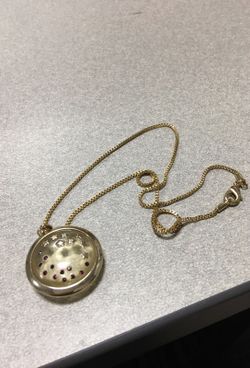 Costume Jewelry Necklace
