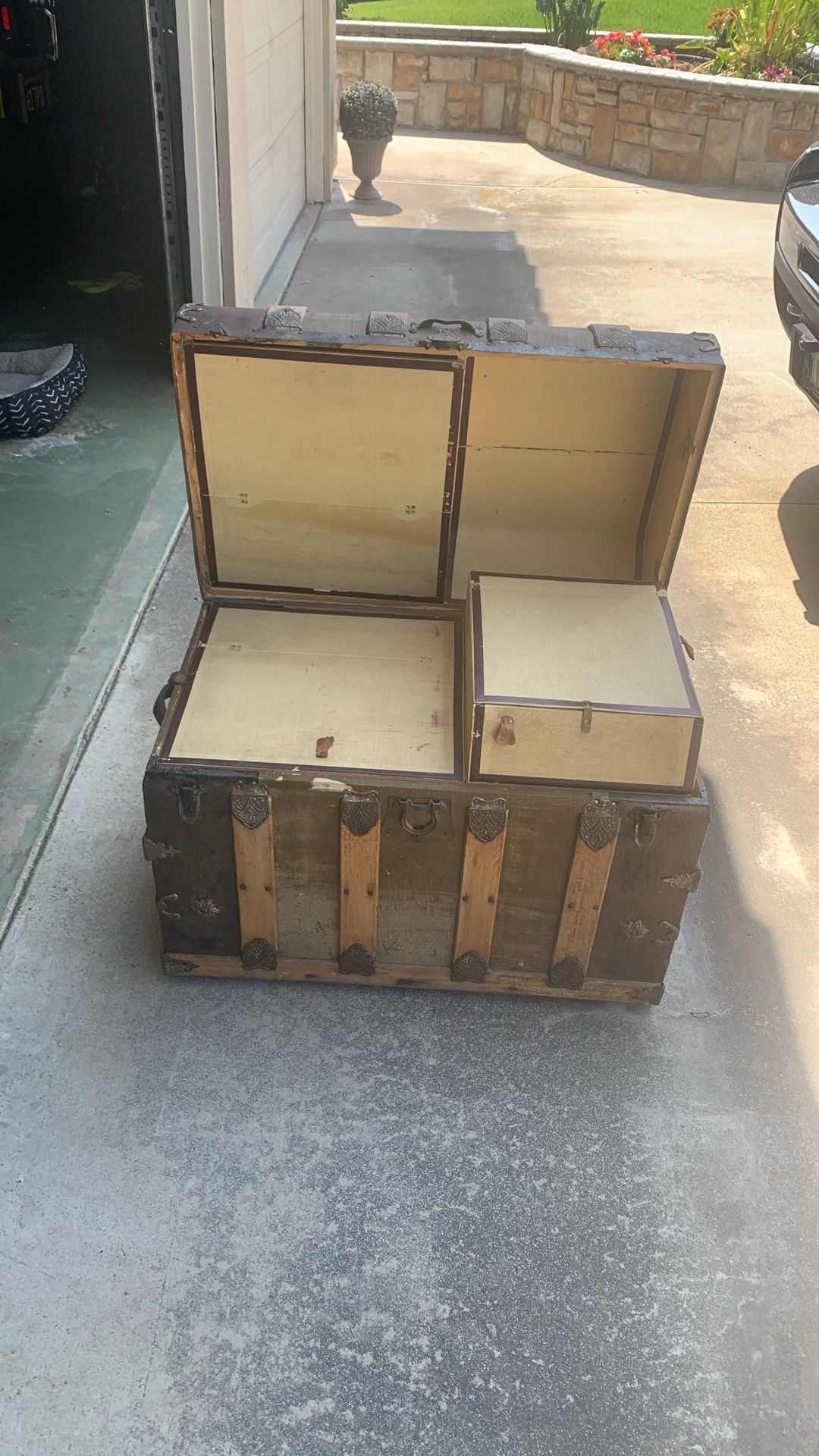 Steamer Trunk 1800 Wood Metal