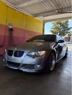 07 BMW 335is convertible clean title