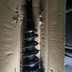 Infinity G37 09-13 Front Shocks