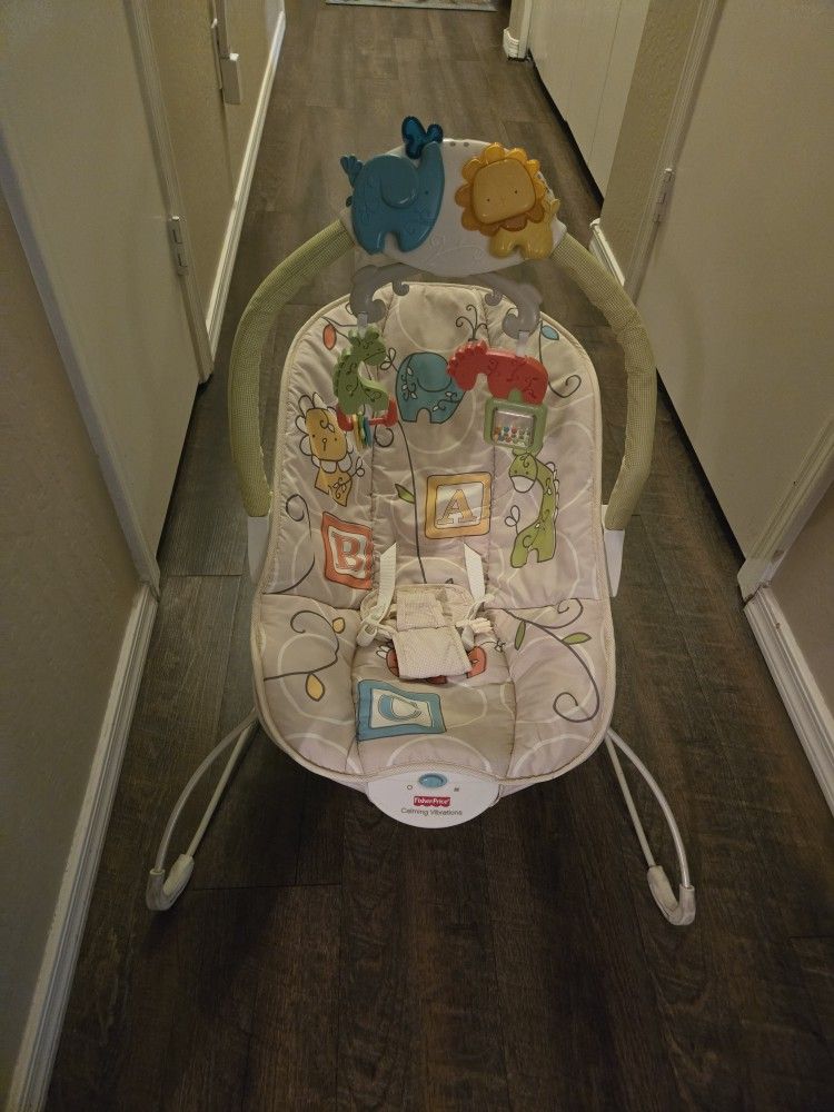 Fisher Price Animal Krackers Baby Bouncer