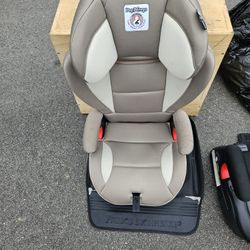 Viaggio HBB 120 Peg Perego Car Seat