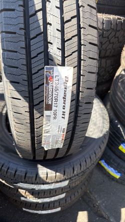 Hankook Dynapro HT LT245/70R17 10PR Tire