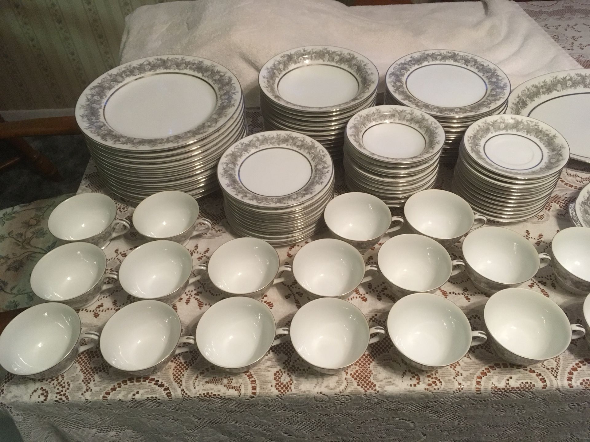 Sango Japan Florentine Dinnerware