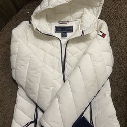 White Tommy puffer 