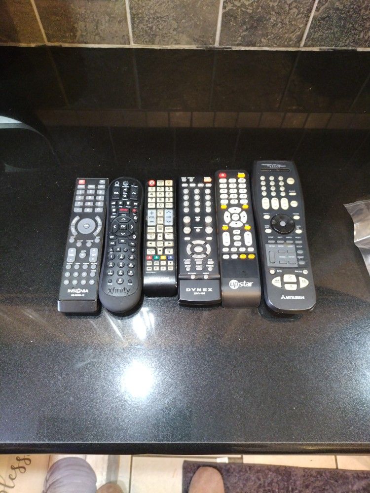 TV Remote Controls Assorted (Ten EACH)
