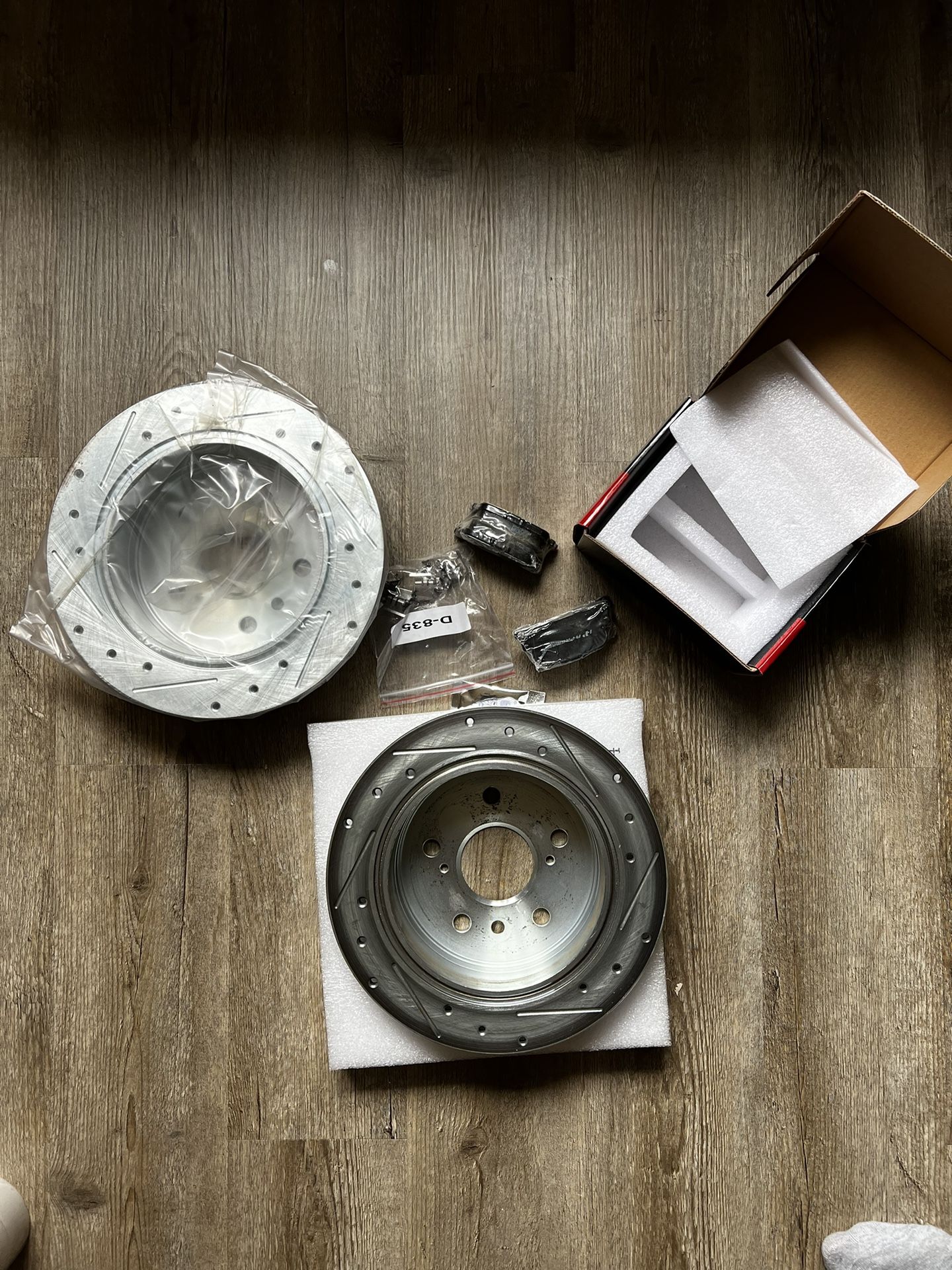 Rear Brake Rotors + Ceramic Pads Kit Toyota and Lexus