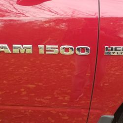 2012 Dodge ram 1500 bighorn 4x4 Crew Cab 4 doors