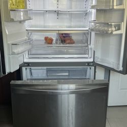 Kenmore Elite Refrigerator Is 3 Year Old Only Need Compresor But Is Like New