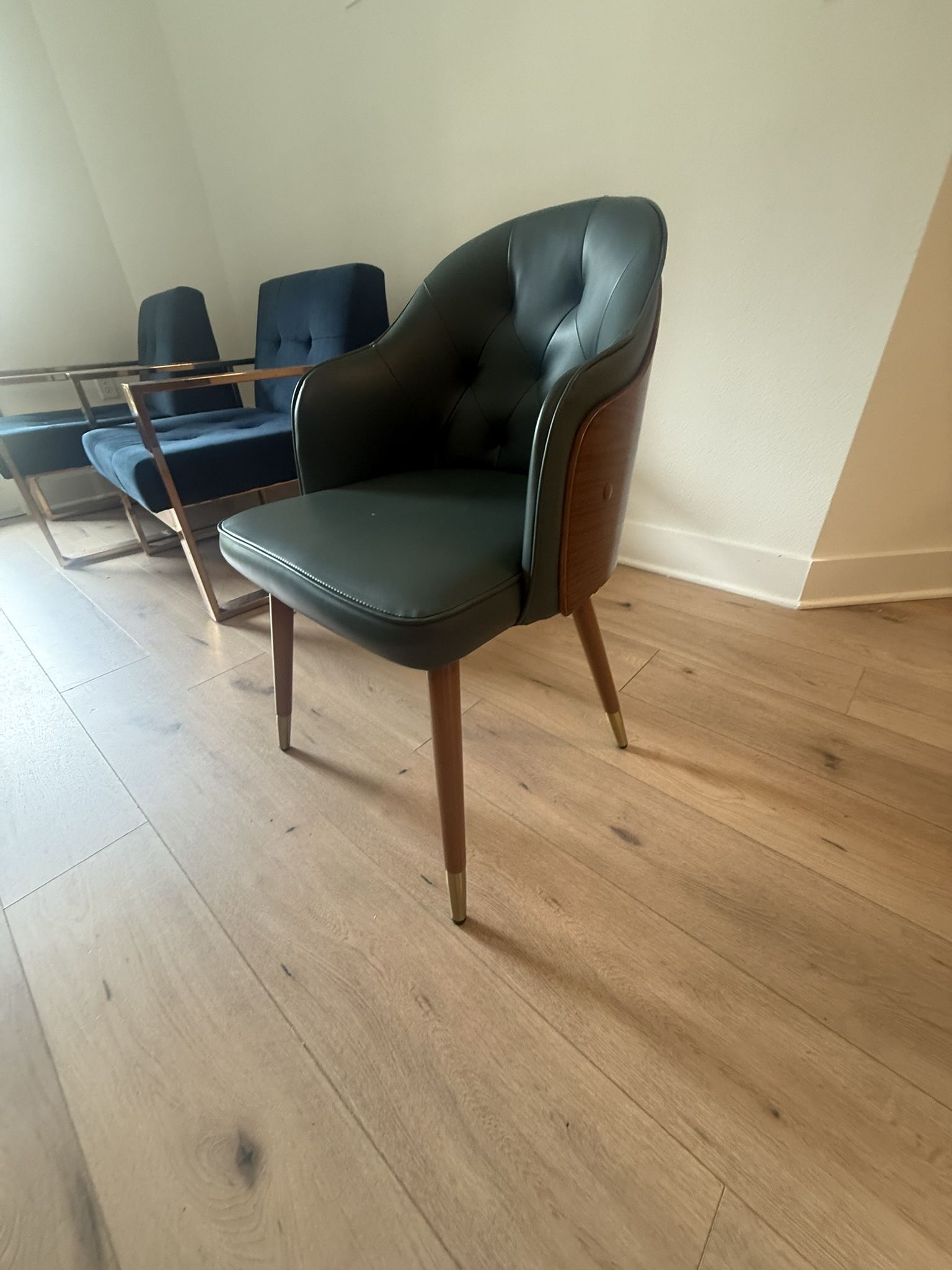 Green And Wood Office Chair