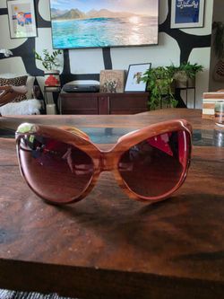 Vintage Carmen Marc Valvo Garbo sunglasses