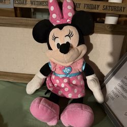Singing Minnie Mouse