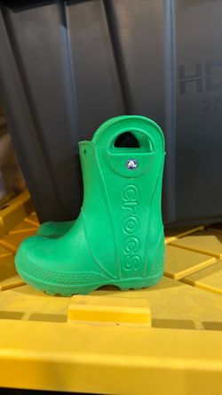 Crocs rain boots size 9
