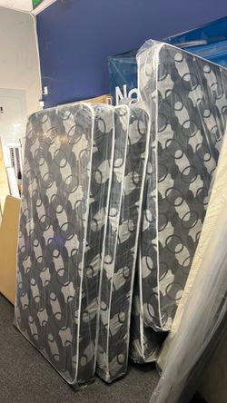 Twin mattress sale in Menifee Perris Winchester French valley delivery available $69 follow and bring ad