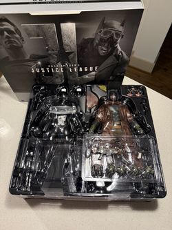 Hot Toys Knightmare Batman