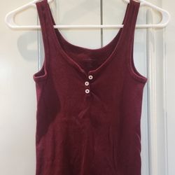 Brandy Melville Burgundy Tank Top – Ribbed, Button Front, XS/S