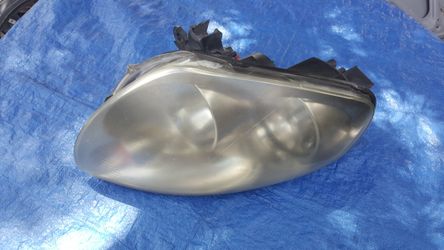 2003 2004 Infinity G35 sedan Left XENON Headlight Driver side