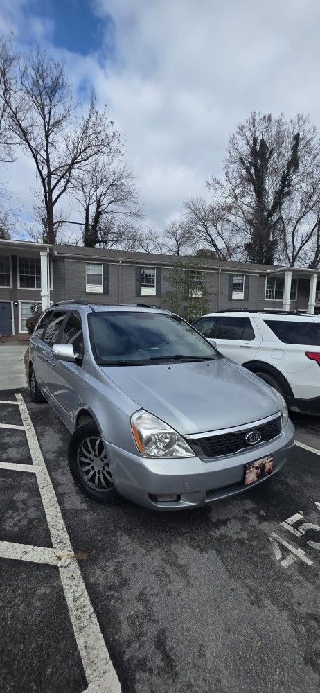 2011 KIA Sedona