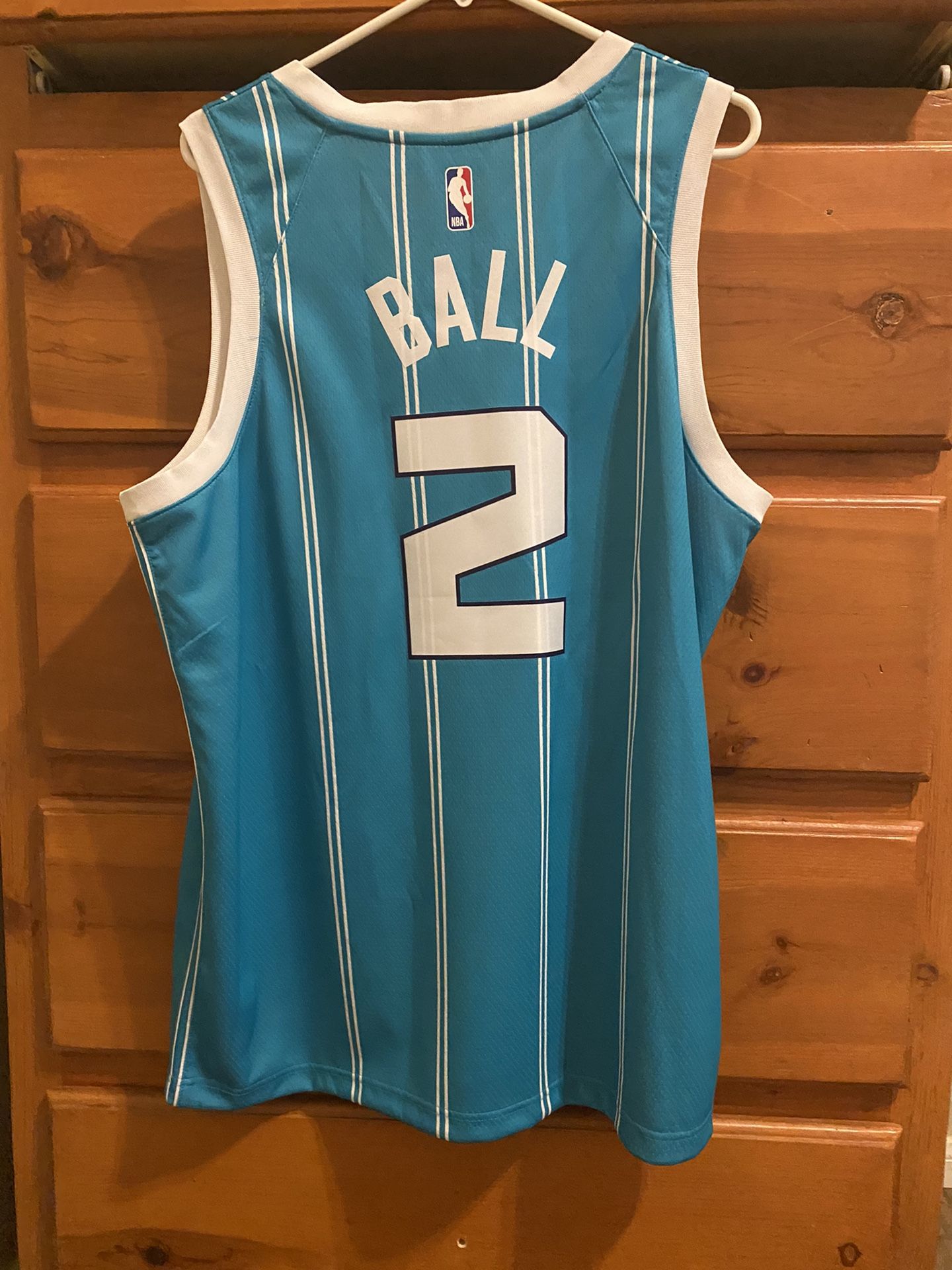 Lamelo Ball Charlotte Hornets Buzz City Jersey New W/Tags Size XL for Sale  in San Diego, CA - OfferUp