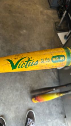 Victus 32/29 Baseball Bat