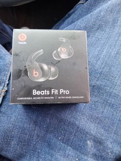 Beats fit pro
