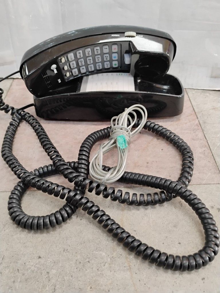 AT&t house phone / Shipping Available