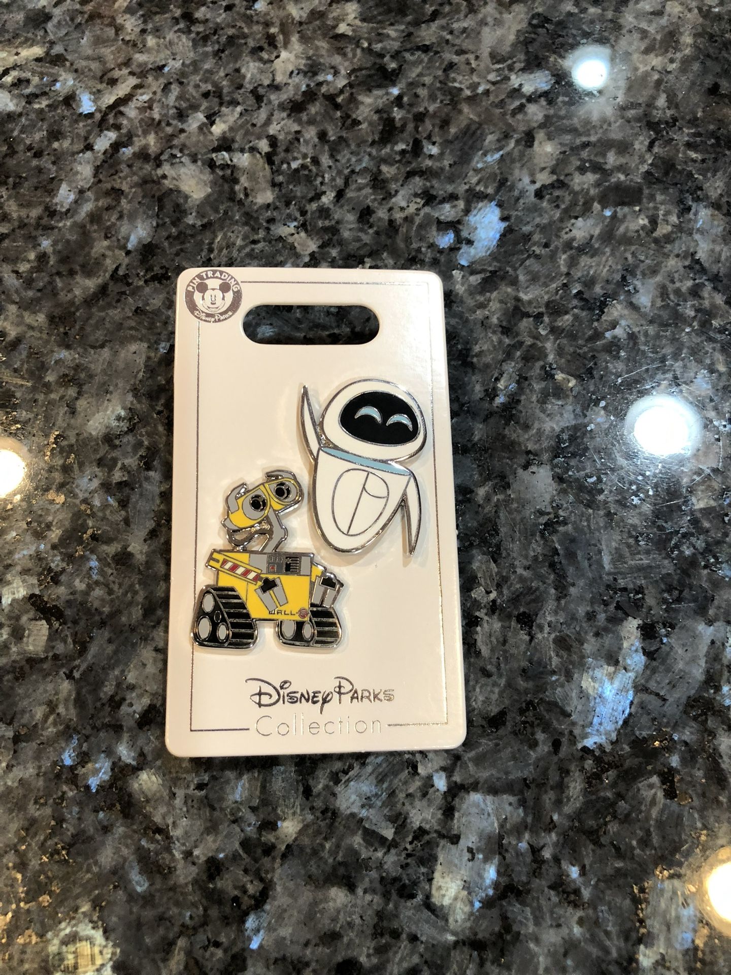 Disney Parks Pixar Wall-E & Eve Set Of 2 Trading Pins.  Brand New On Original Card 