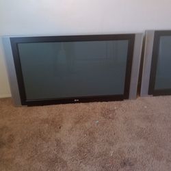 55" LG TVs 