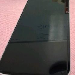 iPhone 16e