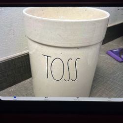 Rae Dunn Garbage Pail (less Than 2ft Tall)