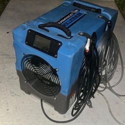 Dehumidifier 