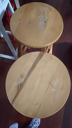 2 stool set