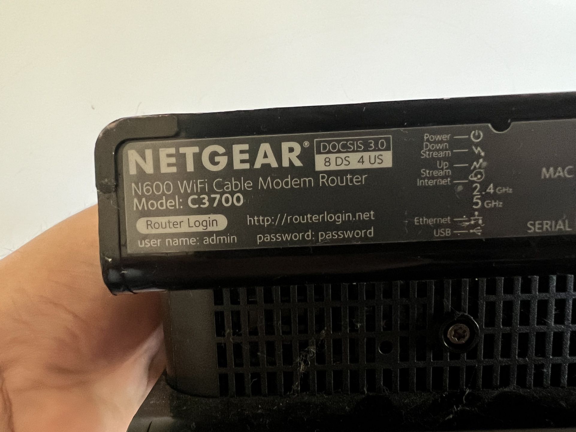 Netgear N600 - model C3700 - Modem Router