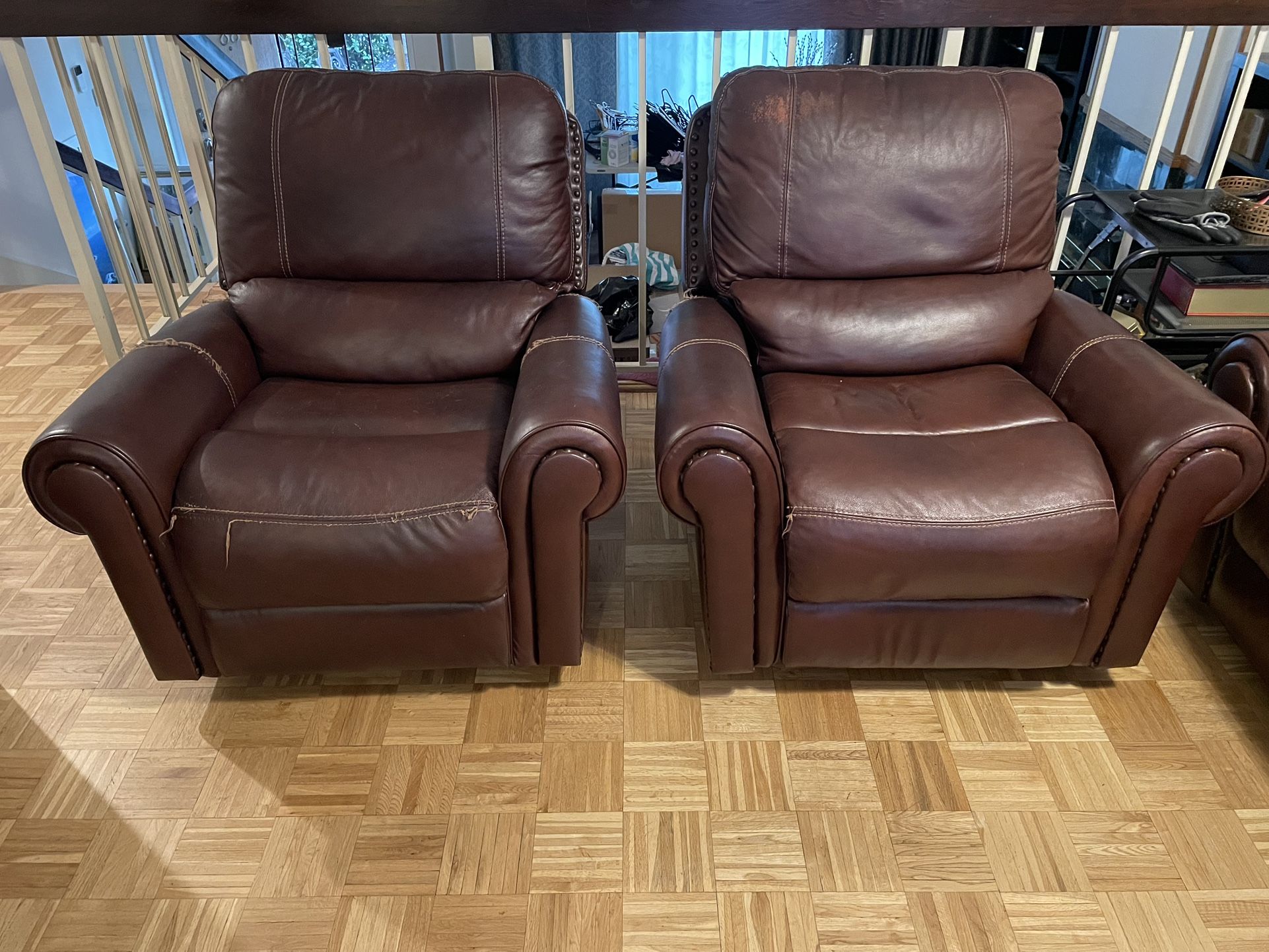 Recliner Seat