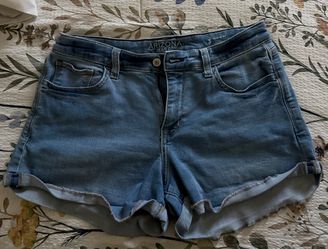 Arizona Jean Co Mid-Rise Denim Shorts