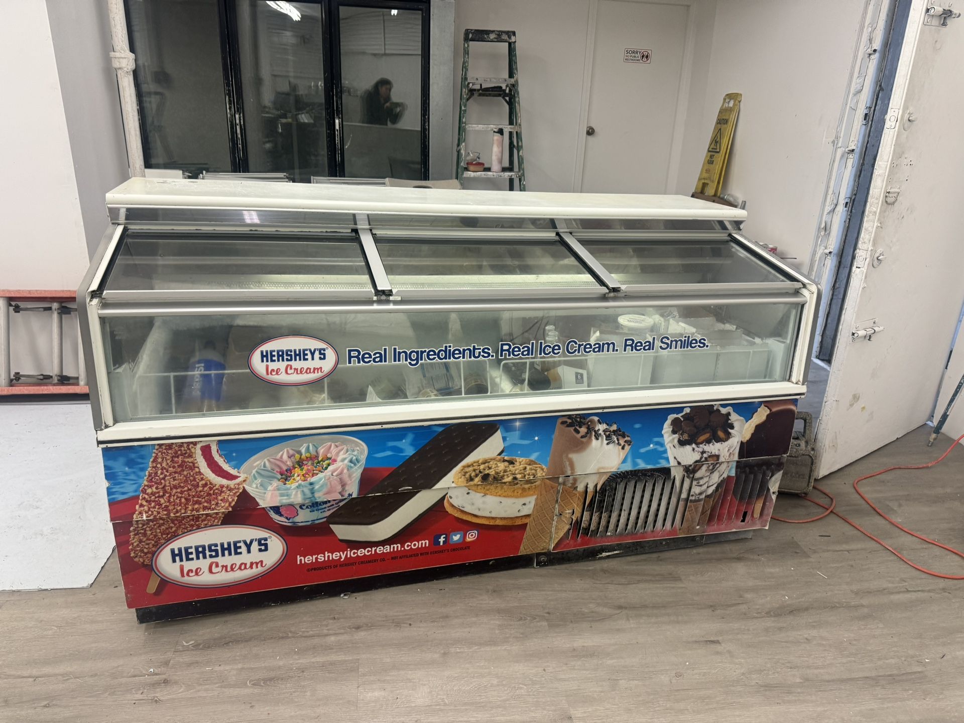 Store Freezer
